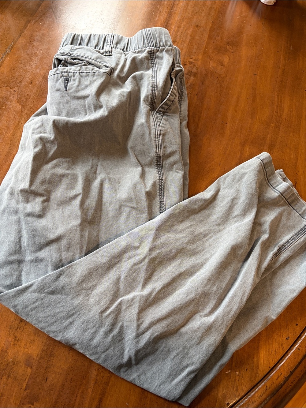 Old Navy Light Gray Men's Jogger-Style Sweatpants